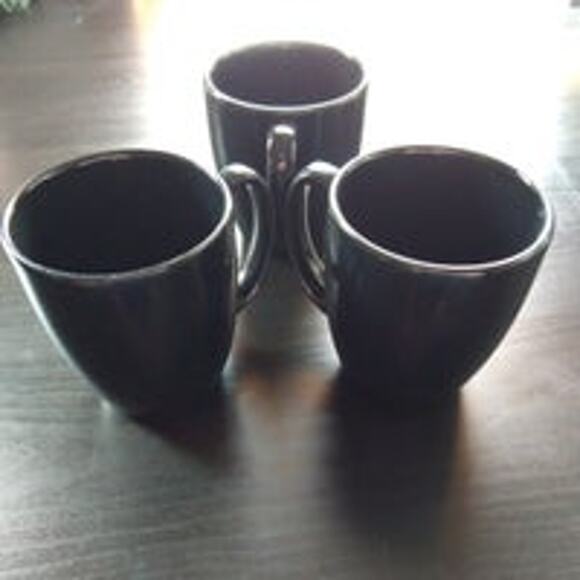 Corelle Set of 3 Black Mugs 4" tall x 3" diameter coffee tea beverage curved - Picture 1 of 10